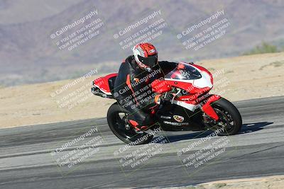 media/Dec-01-2025-Moto Forza (Mon) [[2daa91e15f]]/2-Intermediate Group/Session 4 Turn 9/